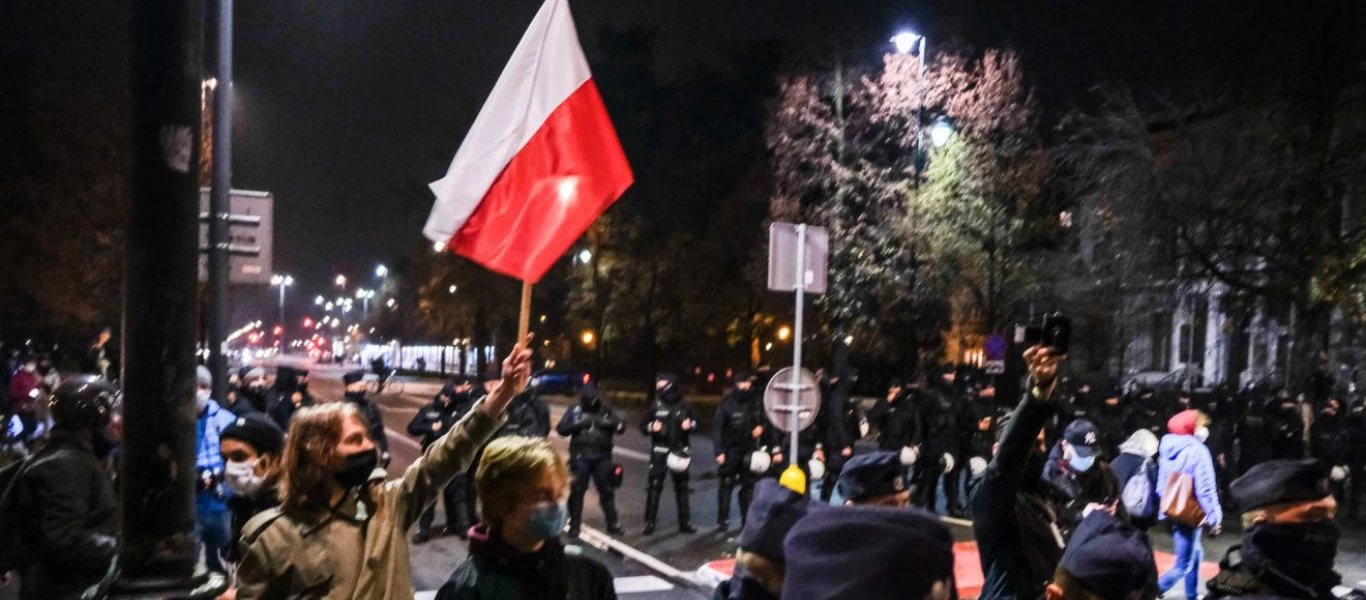 Η Πολωνία θέλει να μείνει ανεξάρτητη χώρα: Απόφαση-σταθμός από το Ανώτατο Δικαστήριο κατά Βρυξελλών